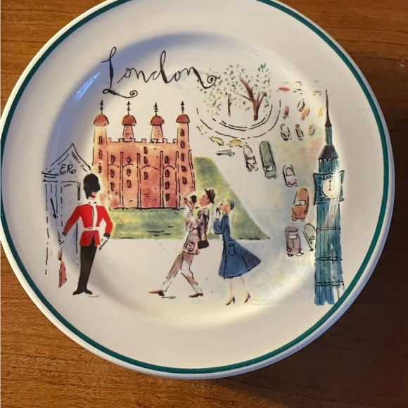 Vintage Red and Blue London Plates by Rosanna, made in Italy - Picture 5 of 5